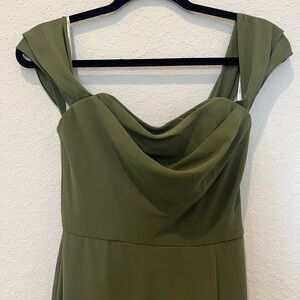 Off-The-Shoulder Bridesmaid Green Dress